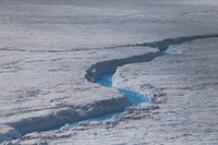 Artico, per la prima volta il caldo frattura l’ultima zona di ghiaccio, la più antica