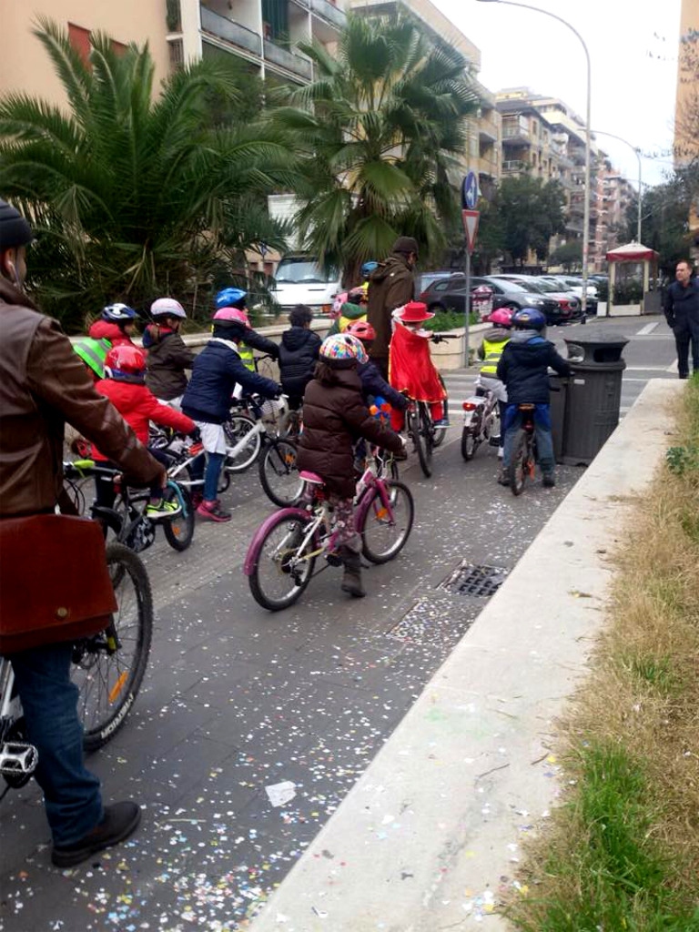 bike to school roma