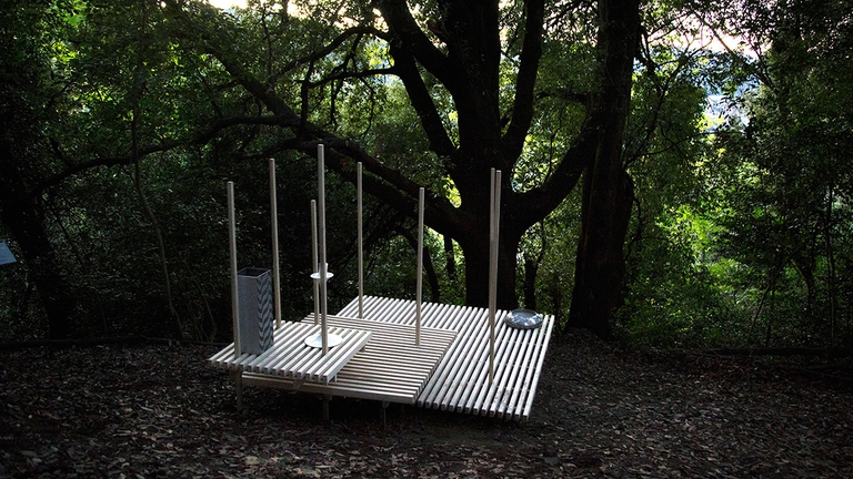 La panchina di design a Pinetum