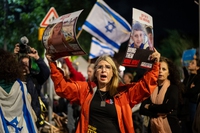 La situazione degli ostaggi israeliani nelle mani di Hamas, un anno dopo