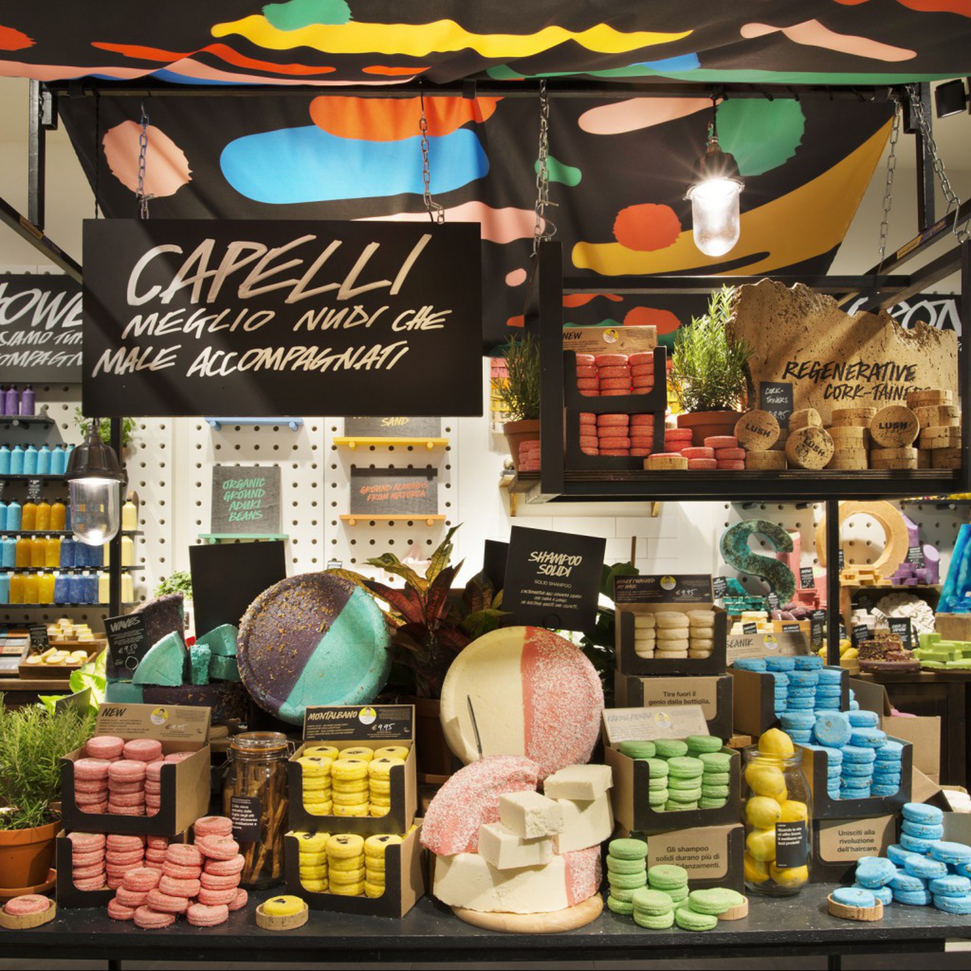 Il negozio Lush a Milano