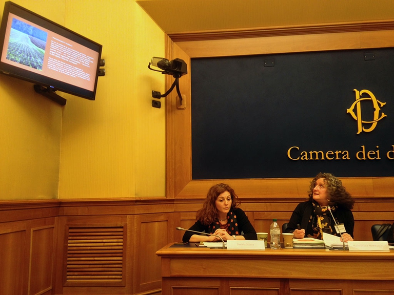 cambia la terra Elena Cattaneo Maria Grazia Mammuccini biologico