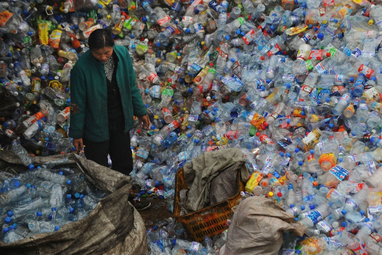 Rifiuti di plastica in Cina