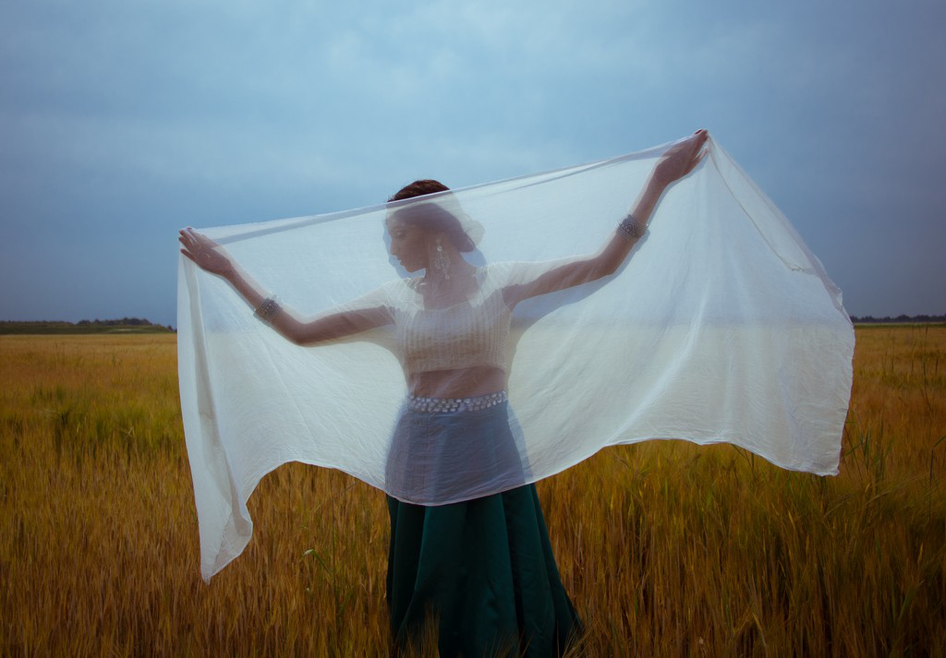Nisha in a cornfield, Mirella Lukens – Sony World Photography Awards 2018