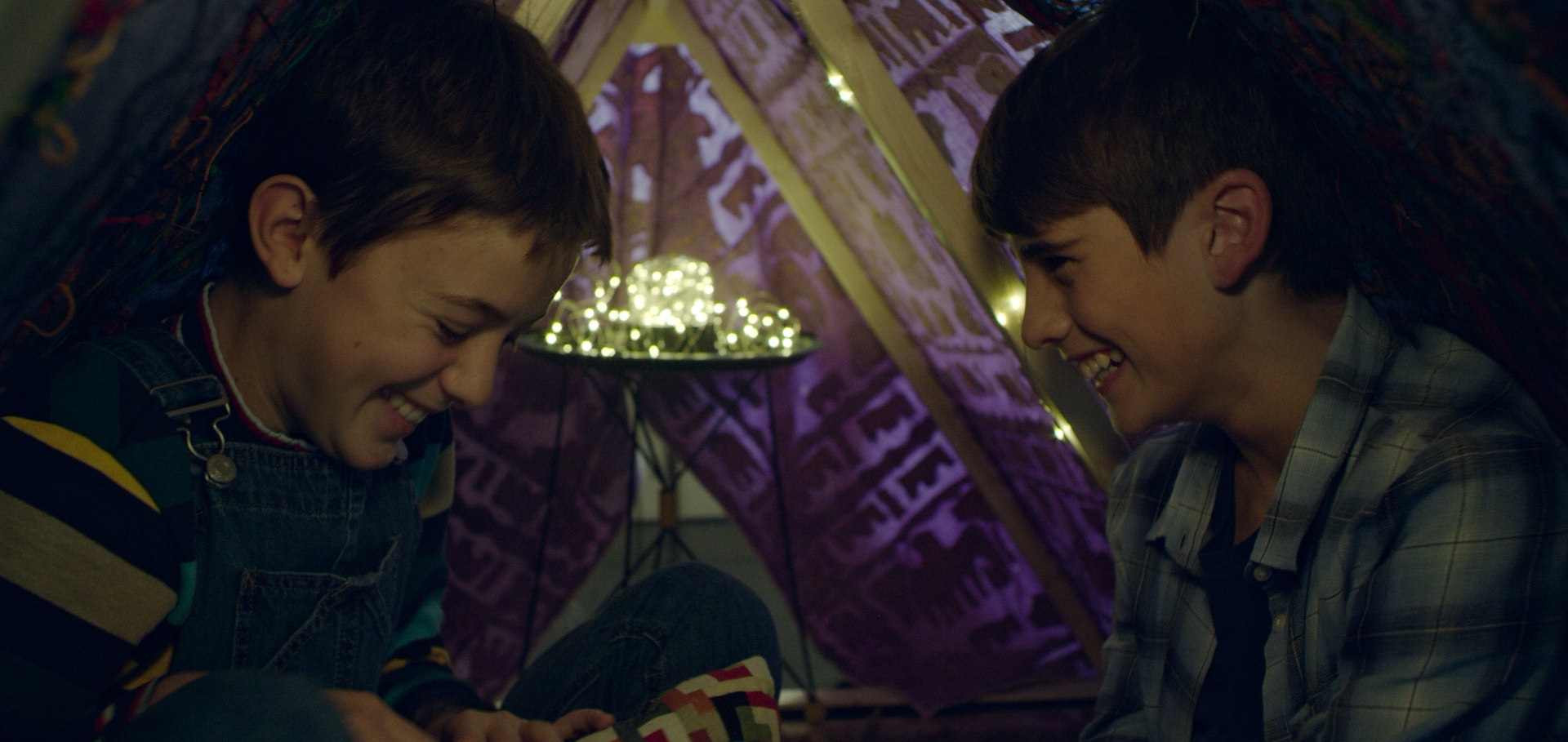 Andrea Arru e Rosa Barbolini nel film Glassboy