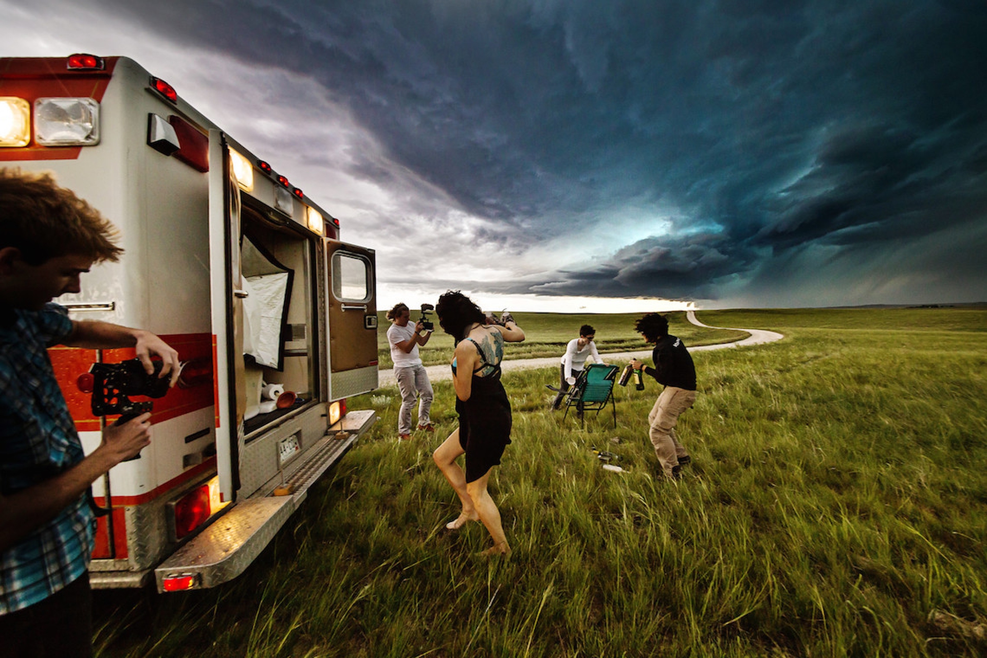 Surreal Stormchasing behind the scenes