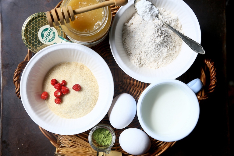 matcha latte e dorayaki