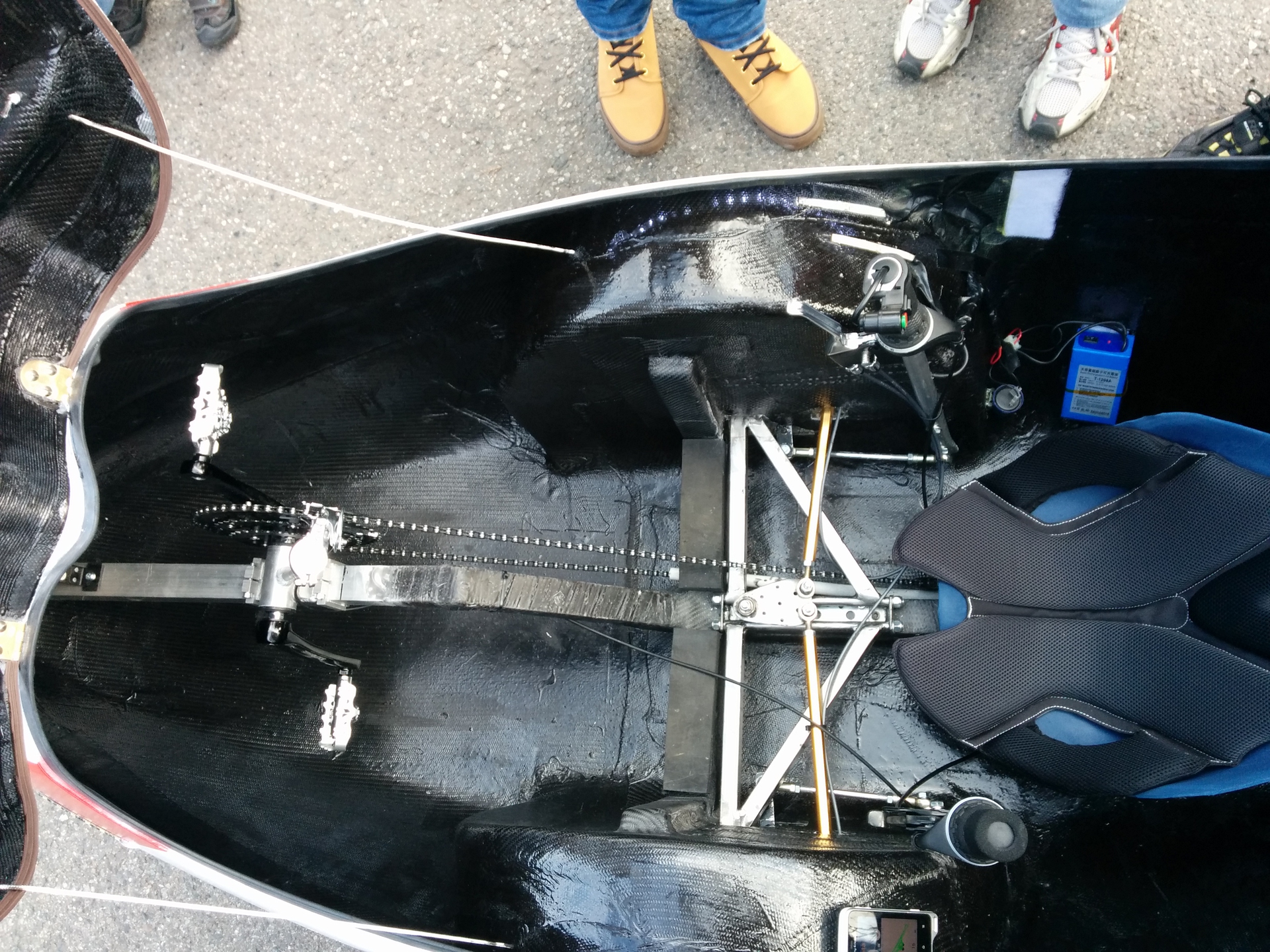 Arriva Zephyrus, l'auto a pedali made in Italy veloce come il vento