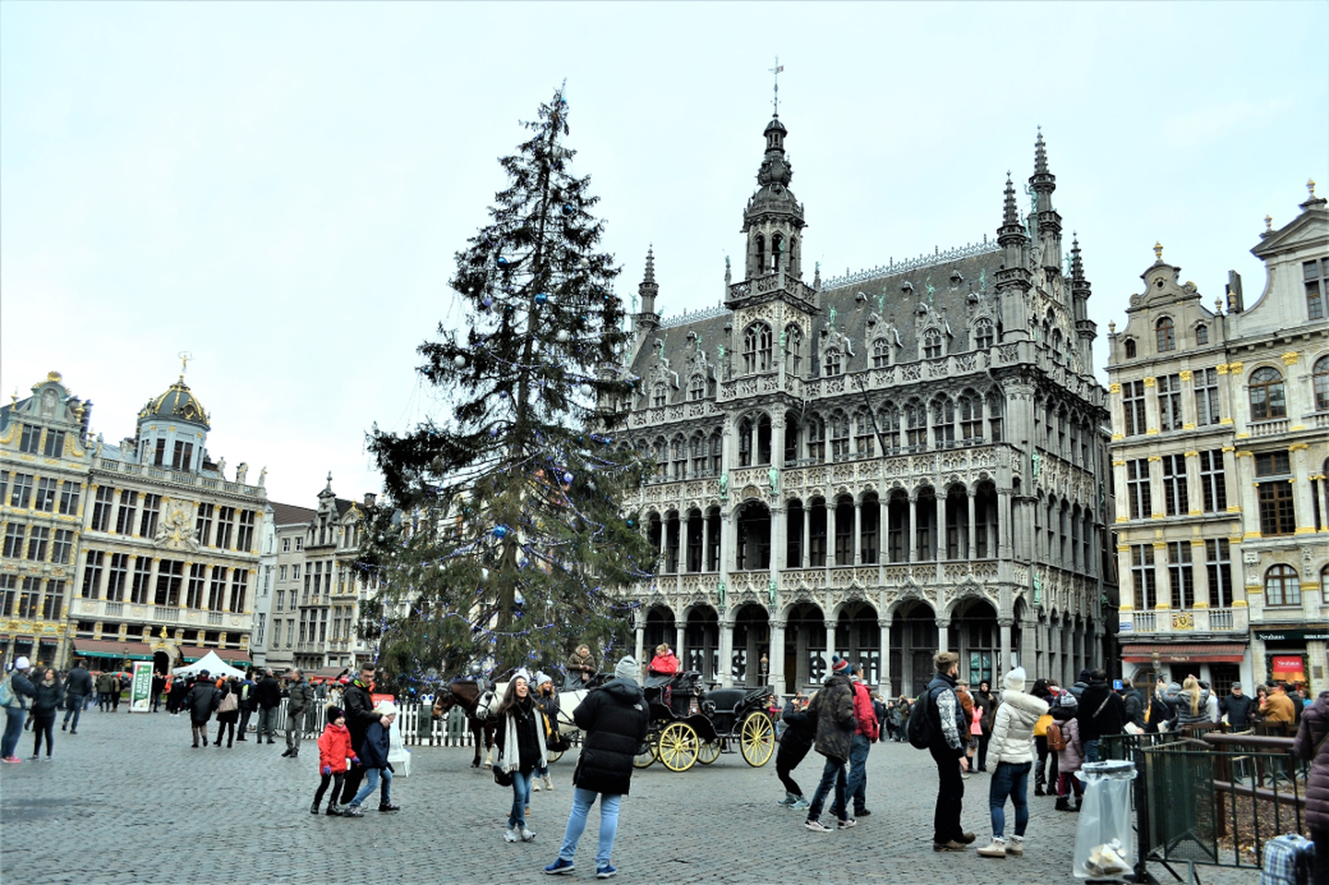 La piazza principale di Bruxelles si chiama Grand place