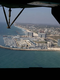 Israel’s coast polluted by hundreds of tonnes of tar in major oil spill