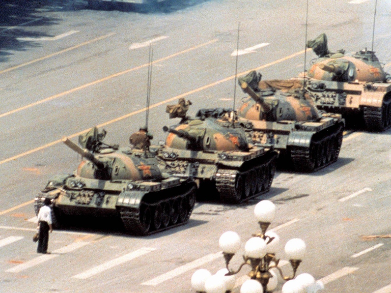 1989, Jeff Widener. L’uomo del carro armato di piazza Tienanmen