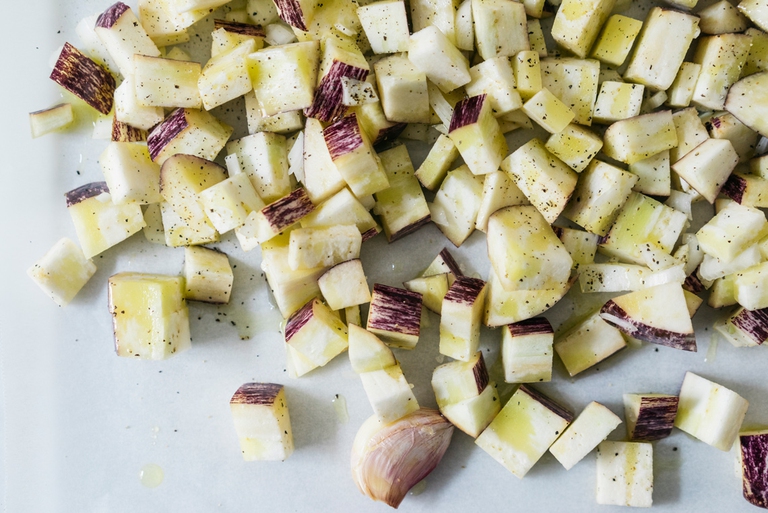 zuppa di melanzane grigliate e ceci 