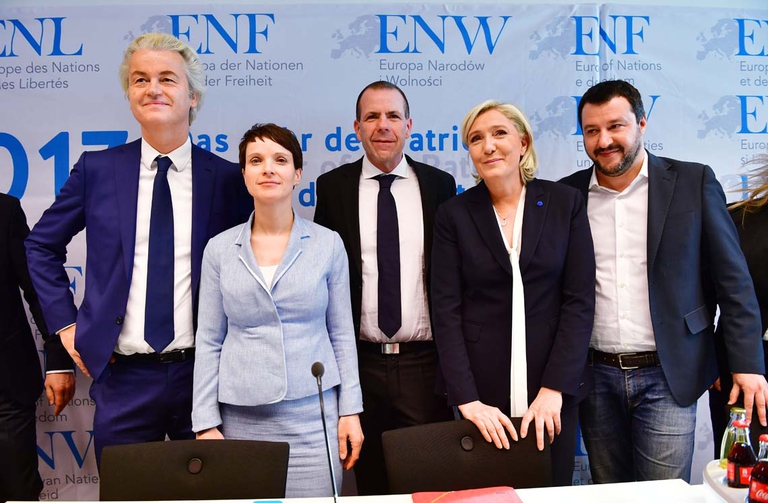 Dirigenti dei partiti europei di estrema destra e sovranisti alla conferenza di Koblenz. 21 gennaio 2017, Germania. Foto di Thomas Lohnes/Getty Images