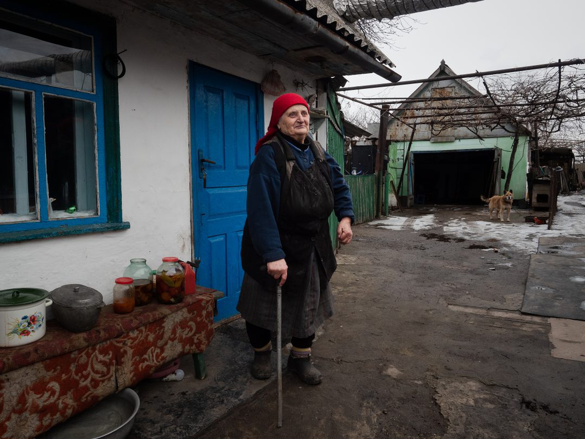 Daily Life Of Alienated Civilians And Soldiers Living On Ukraine's Eastern Frontlines