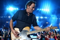 LGBT rights, Bruce Springsteen calls off a concert in North Carolina