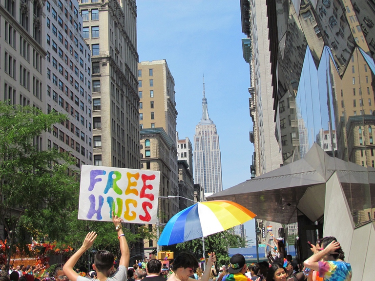Free hugs at the 2016  NYC Pride Parade © Luisa Gattone