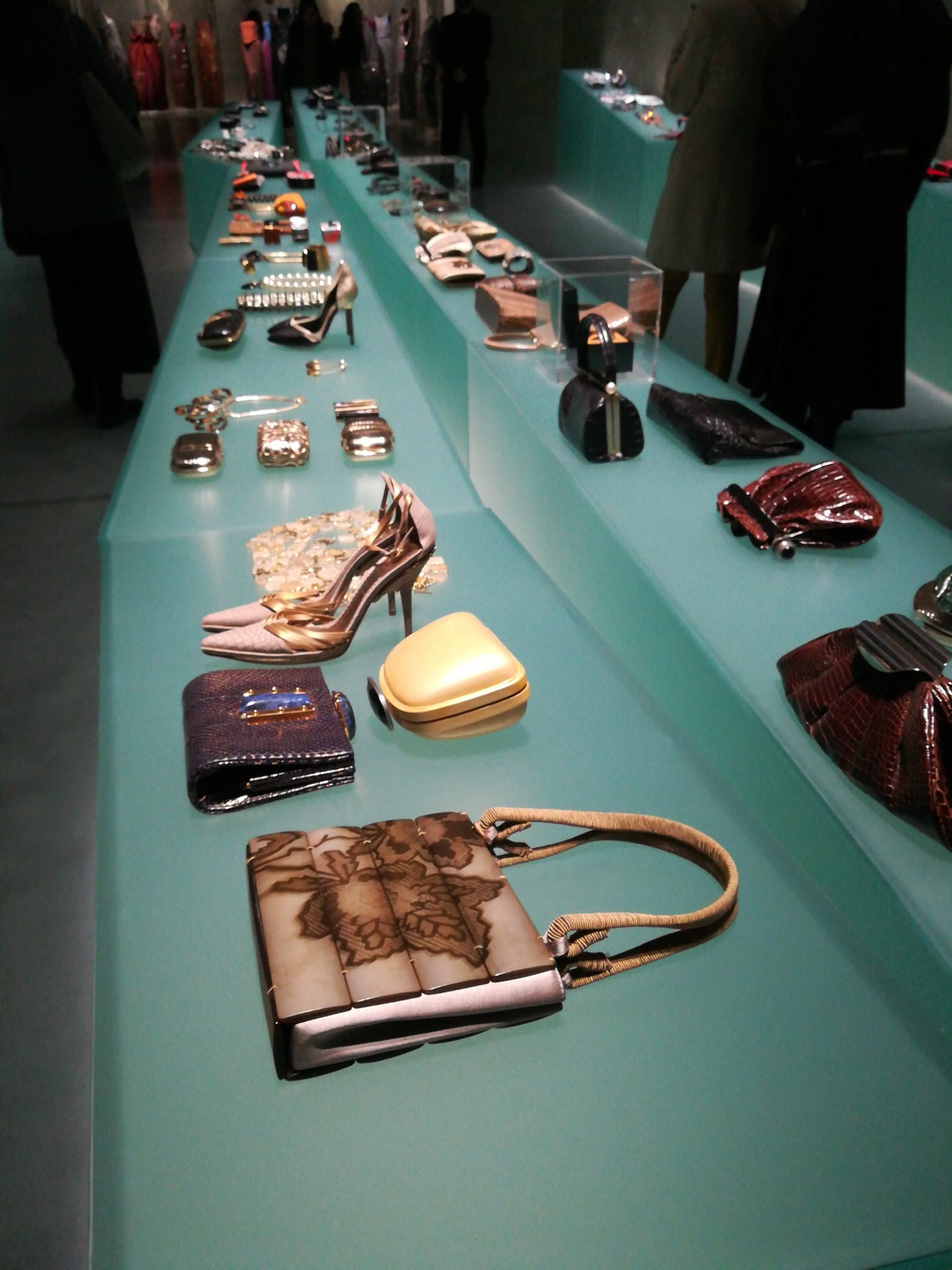 Armani Silos, la storia della moda a Milano