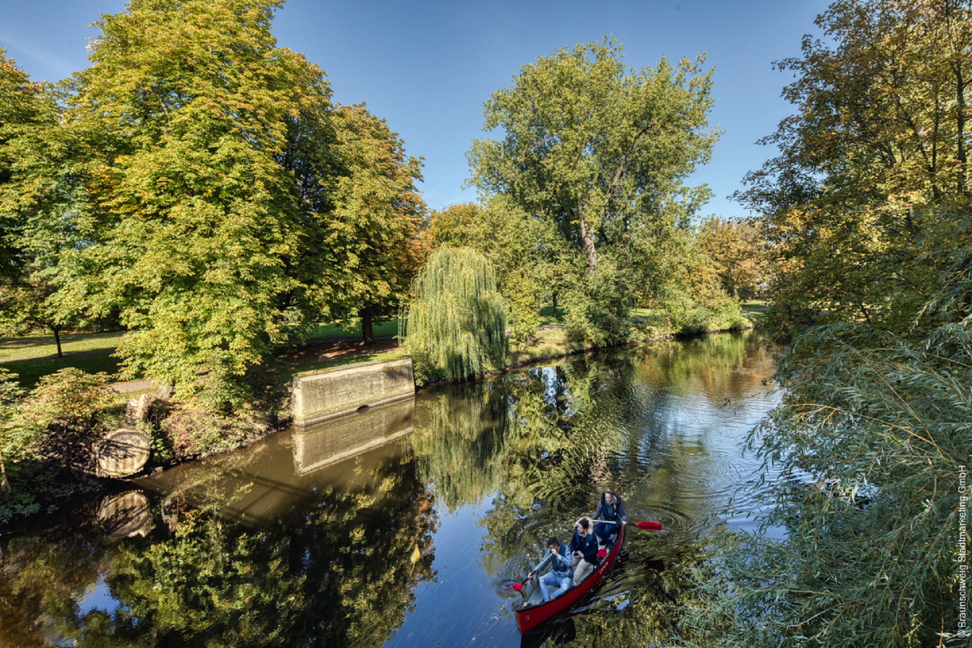 Braunschweig Pagaiare sul fiume Oker