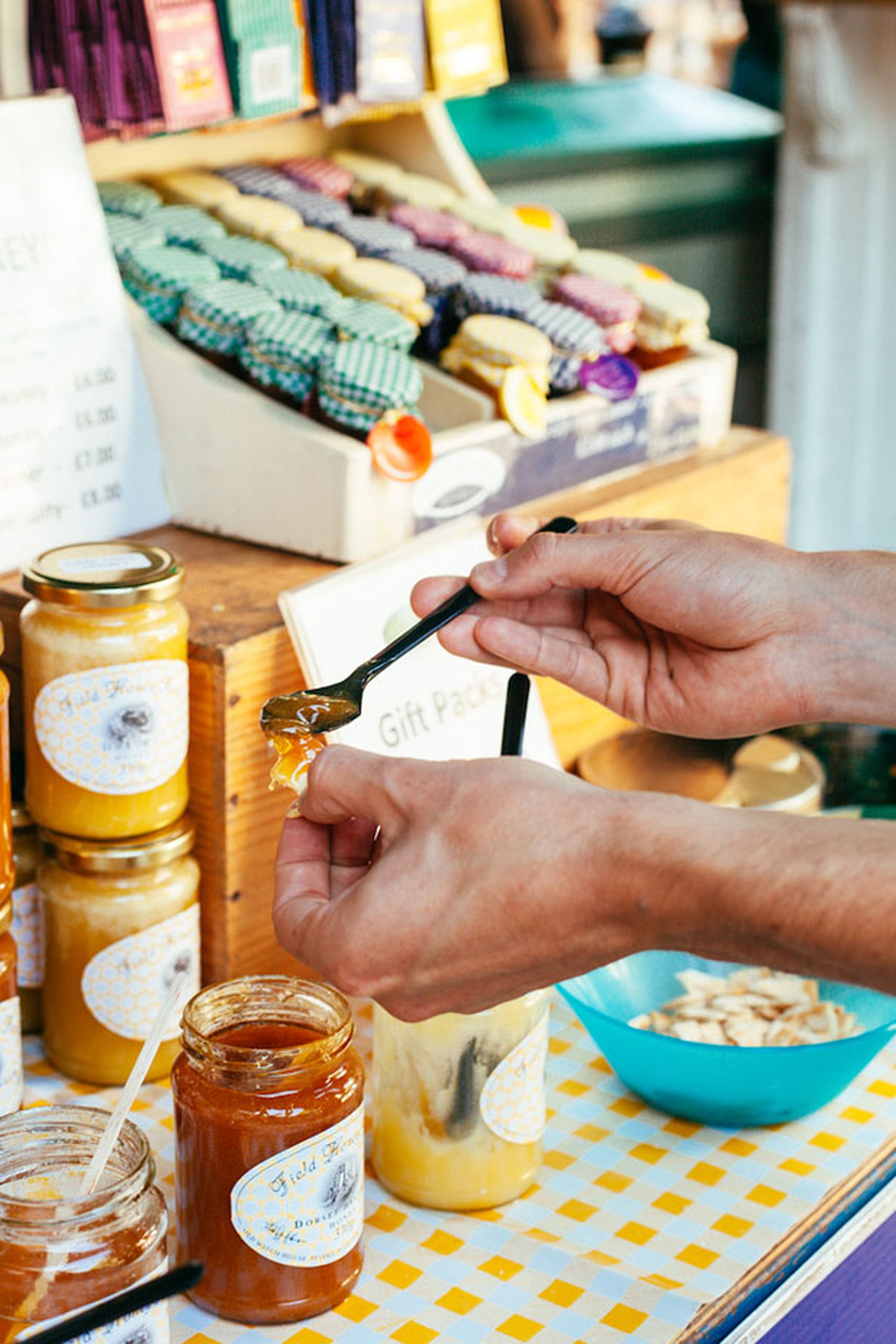 Mercato vs supermercato: quale scegli?