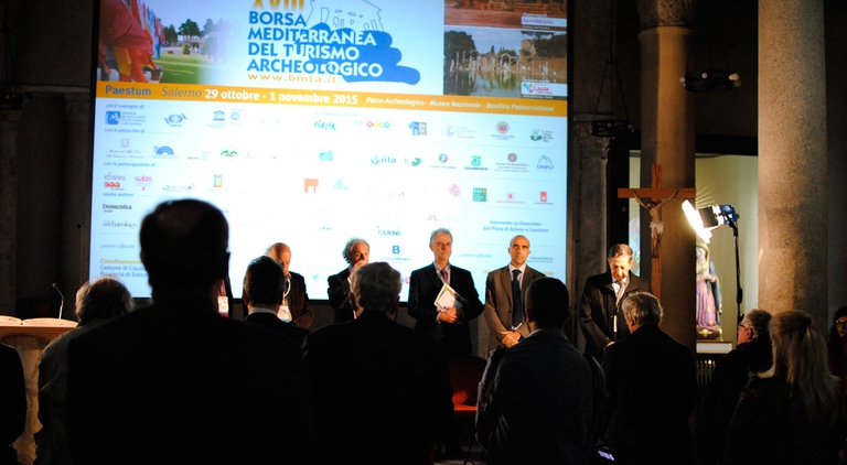 caschi-blu-cultura-3