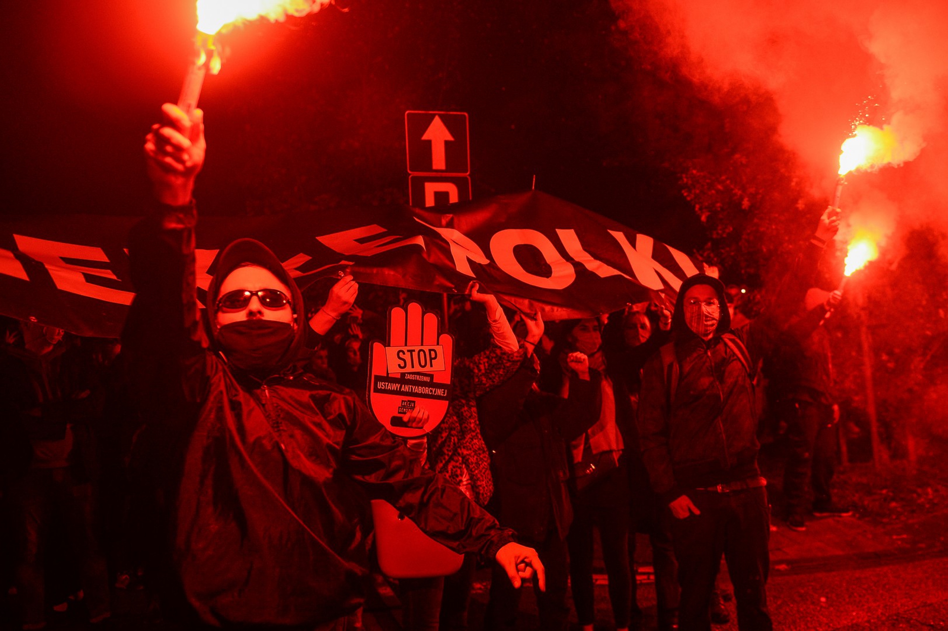 Le proteste in Polonia contro la legge sull'aborto