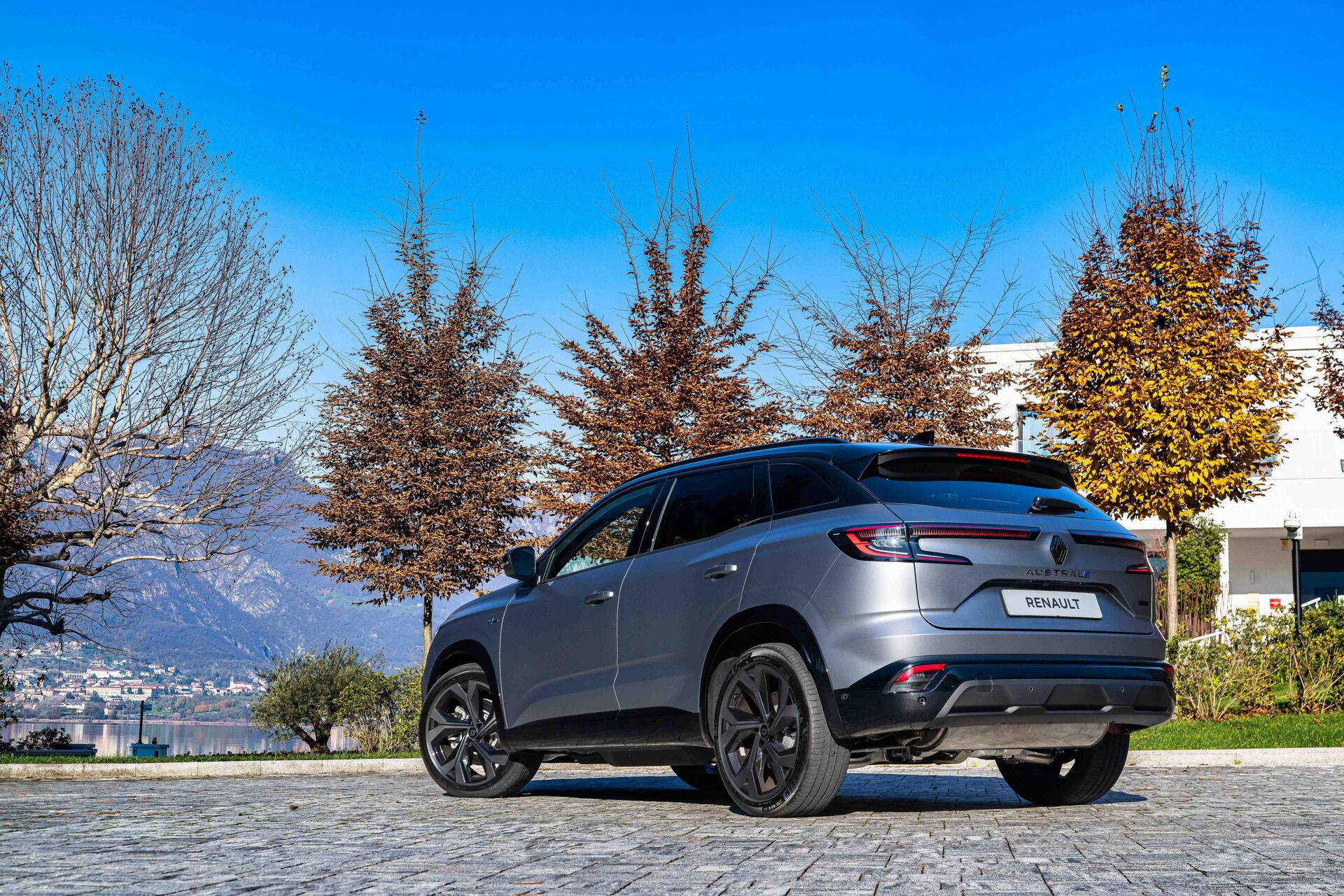 Renault AUSTRAL 0122