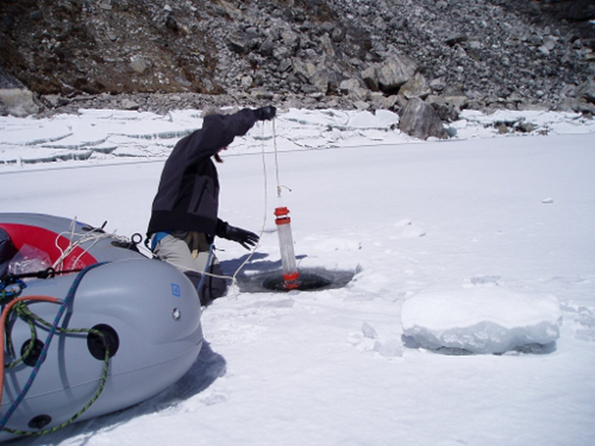Una spedizione per ripulire il K2 e studiare i cambiamenti del clima