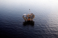 Tunisia, fuoriuscite di petrolio da una trivella a pochi chilometri dalle coste italiane