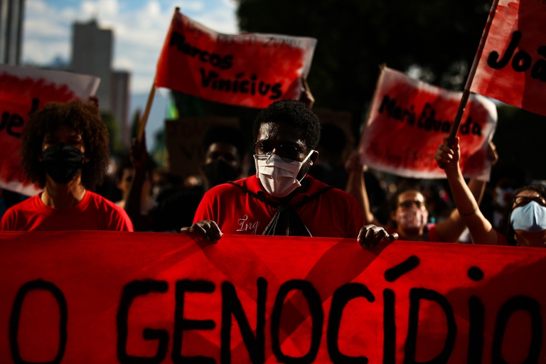 bolsonaro genocidio