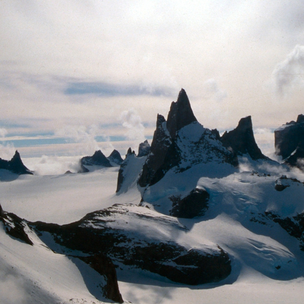 Antartide Allo Spazio Oberdan La Scoperta Dellulvetanna Peak Lifegate