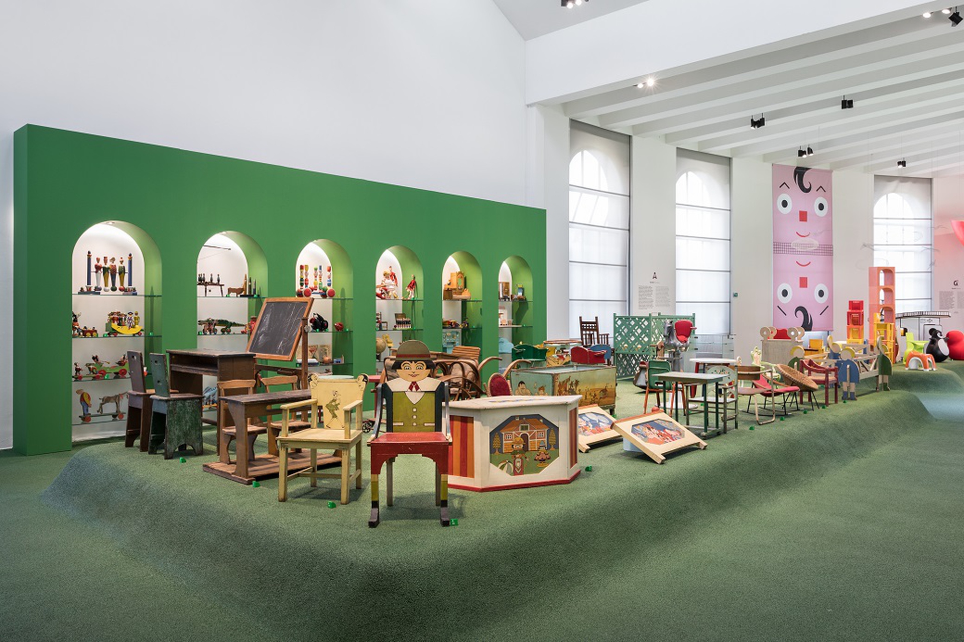 Giro giro tondo - Design for children: Le foto della mostra