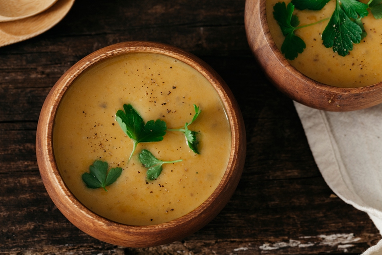  Zuppa di patate dolci, latte di cocco e cardamomo 