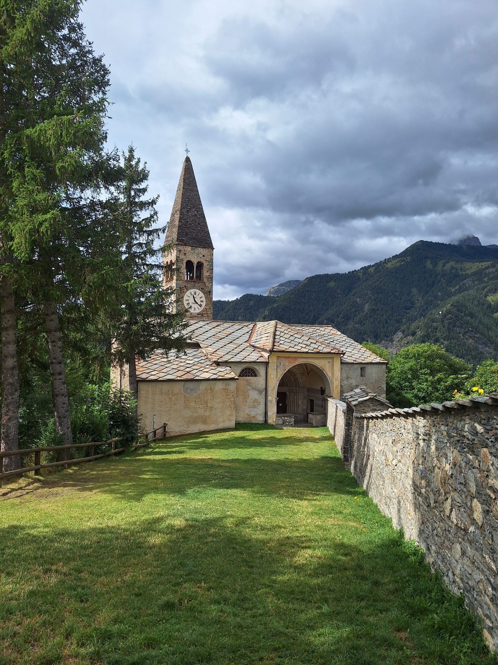 Parrocchiale di Santa Maria Assunta di Elva