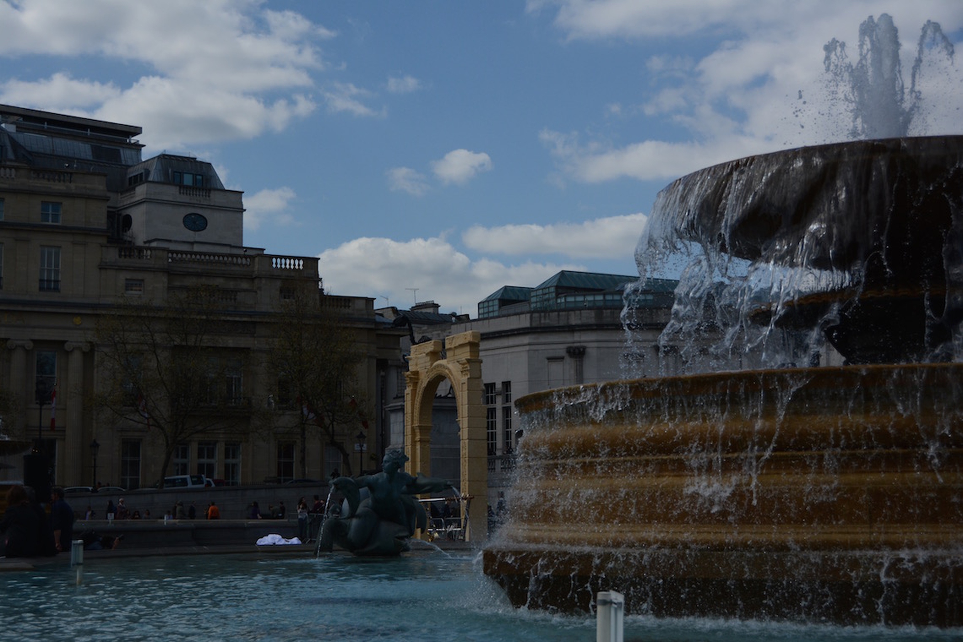L'arco di Palmira ricostruito a Trafalgar Square