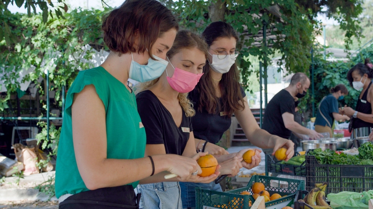 Green Storytellers food rescue