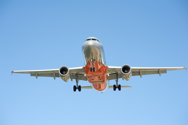 Aereo appena decollato