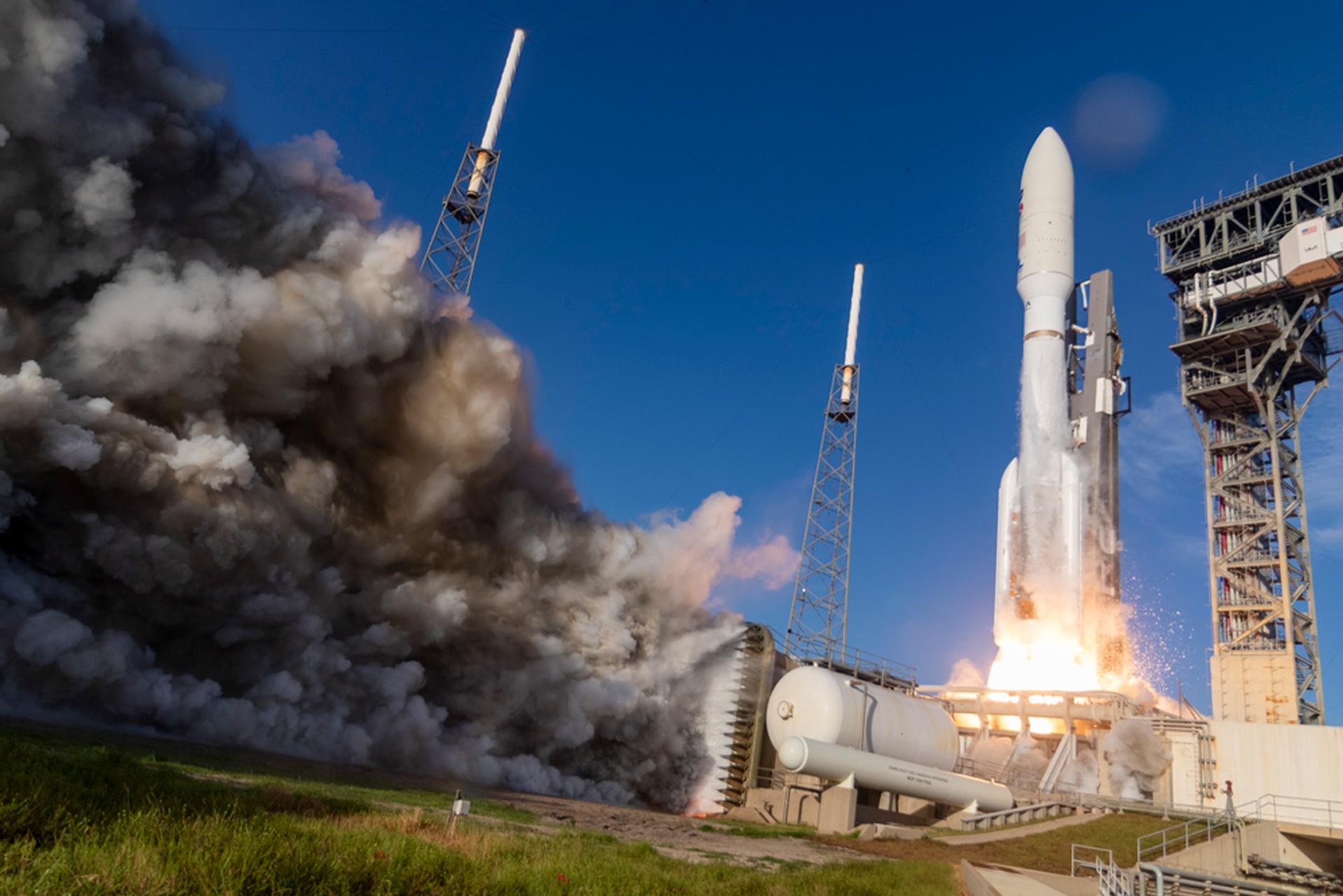 25177_lift-Off-3-1000