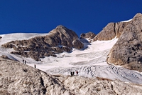 Il ghiacciaio della Marmolada è condannato, scomparirà in meno di 30 anni