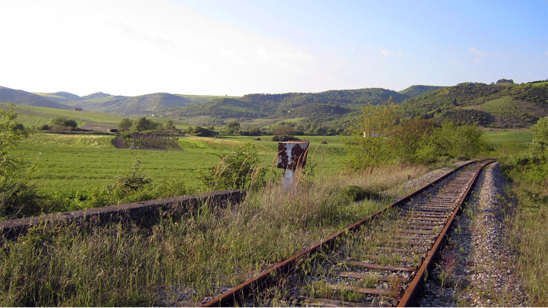 Nel nostro Paese la lunghezza delle ferrovie dimenticate ammonta a oltre 7.000 km.