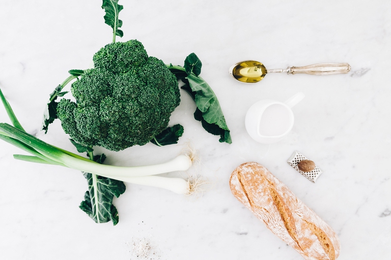 Cream of broccoli soup with coconut milk LifeGate