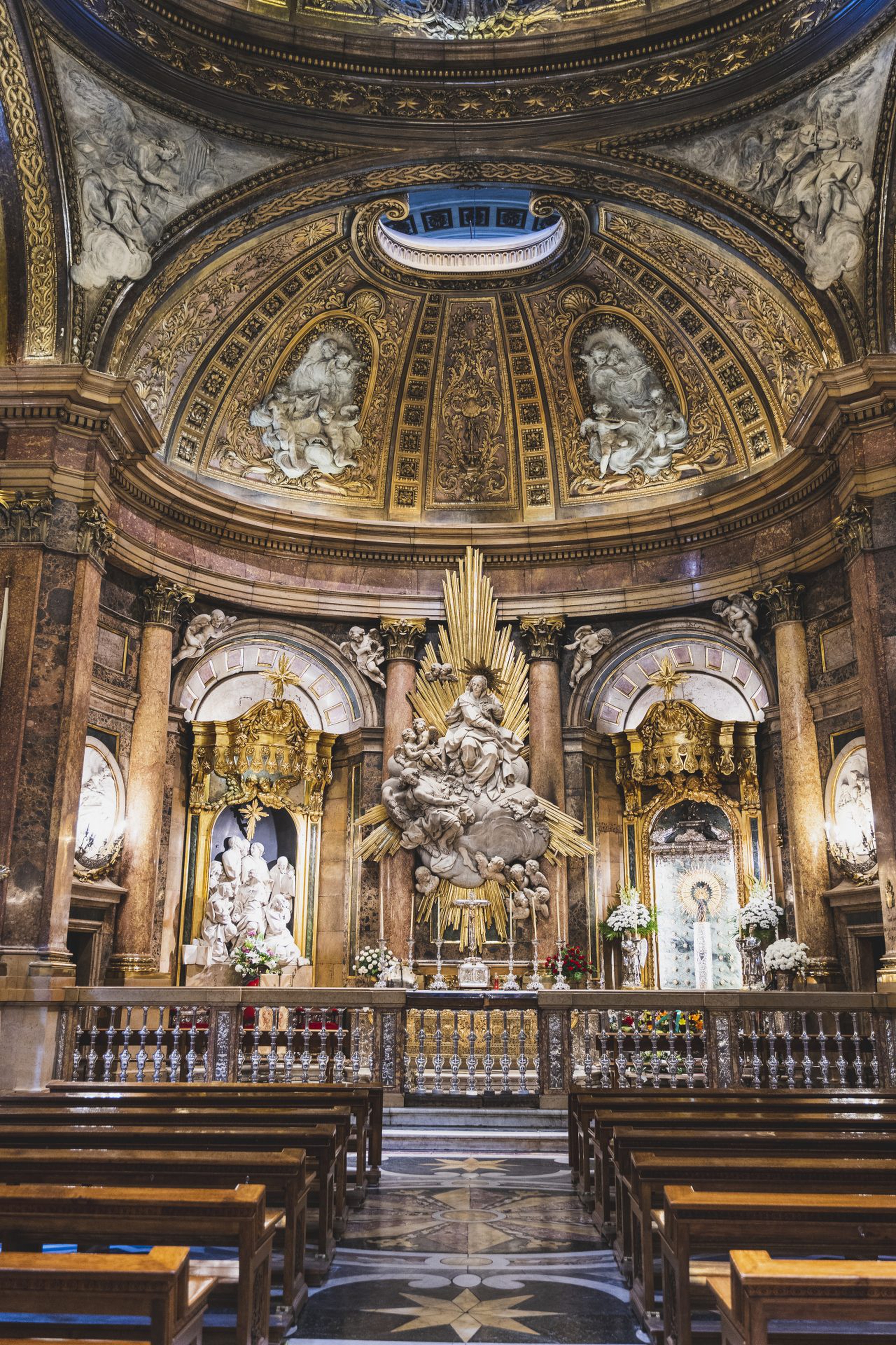 Basilica del Pilar (Santa Capilla)