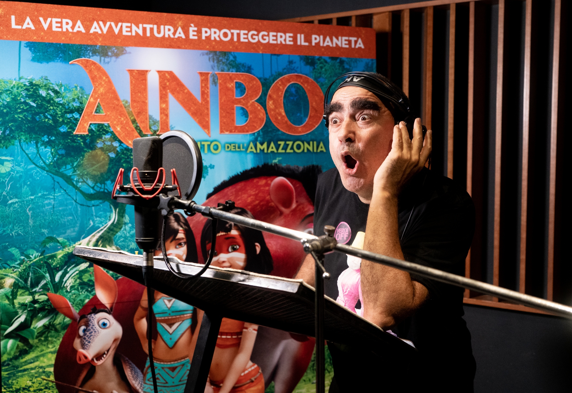 Elio, doppiatore in Ainbo