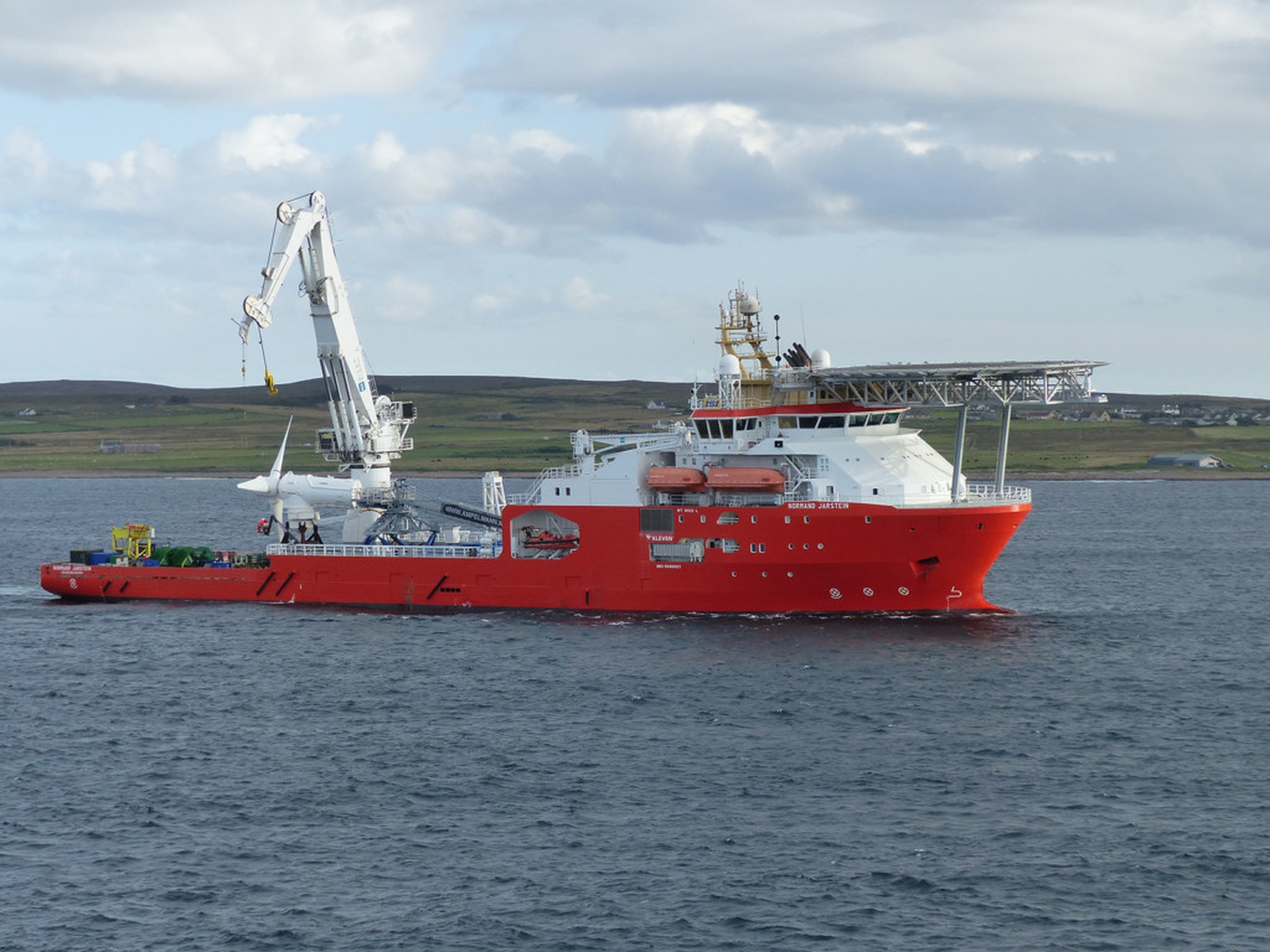 energia dalle maree imbarcazione per trasporto turbina