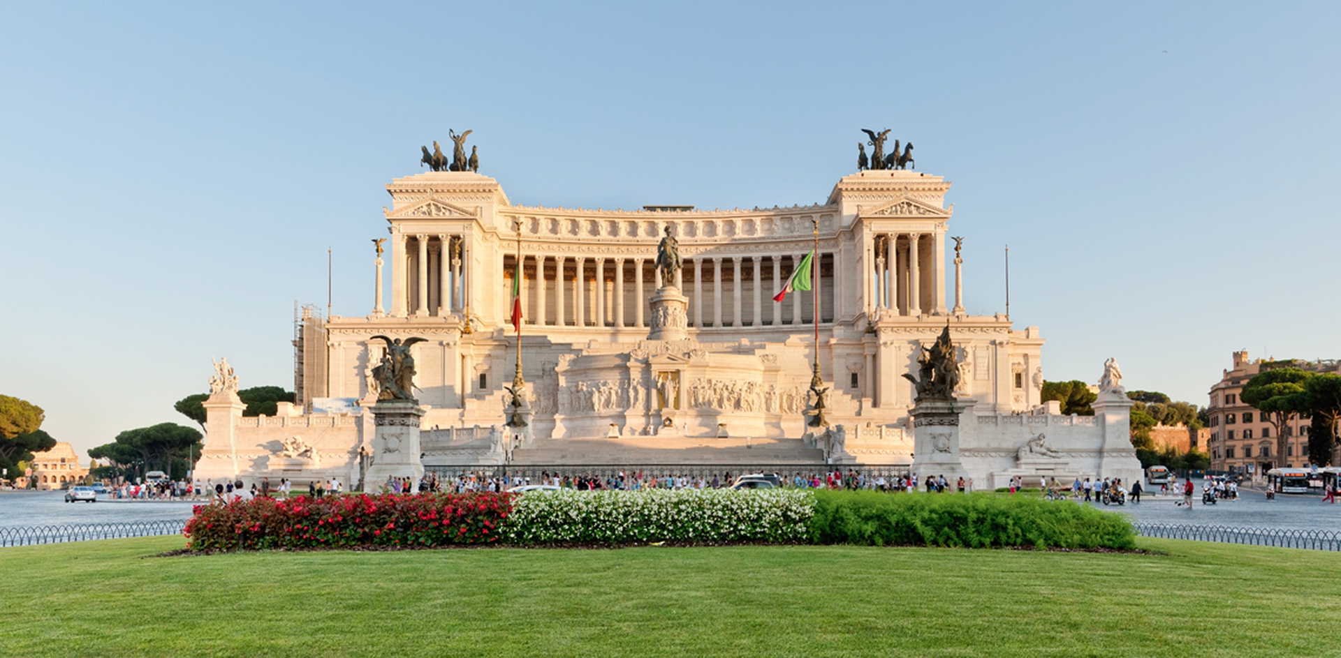 Piazza_Venezia_-_Il_Vittoriano_1