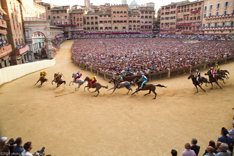 Corsa del palio di Siena