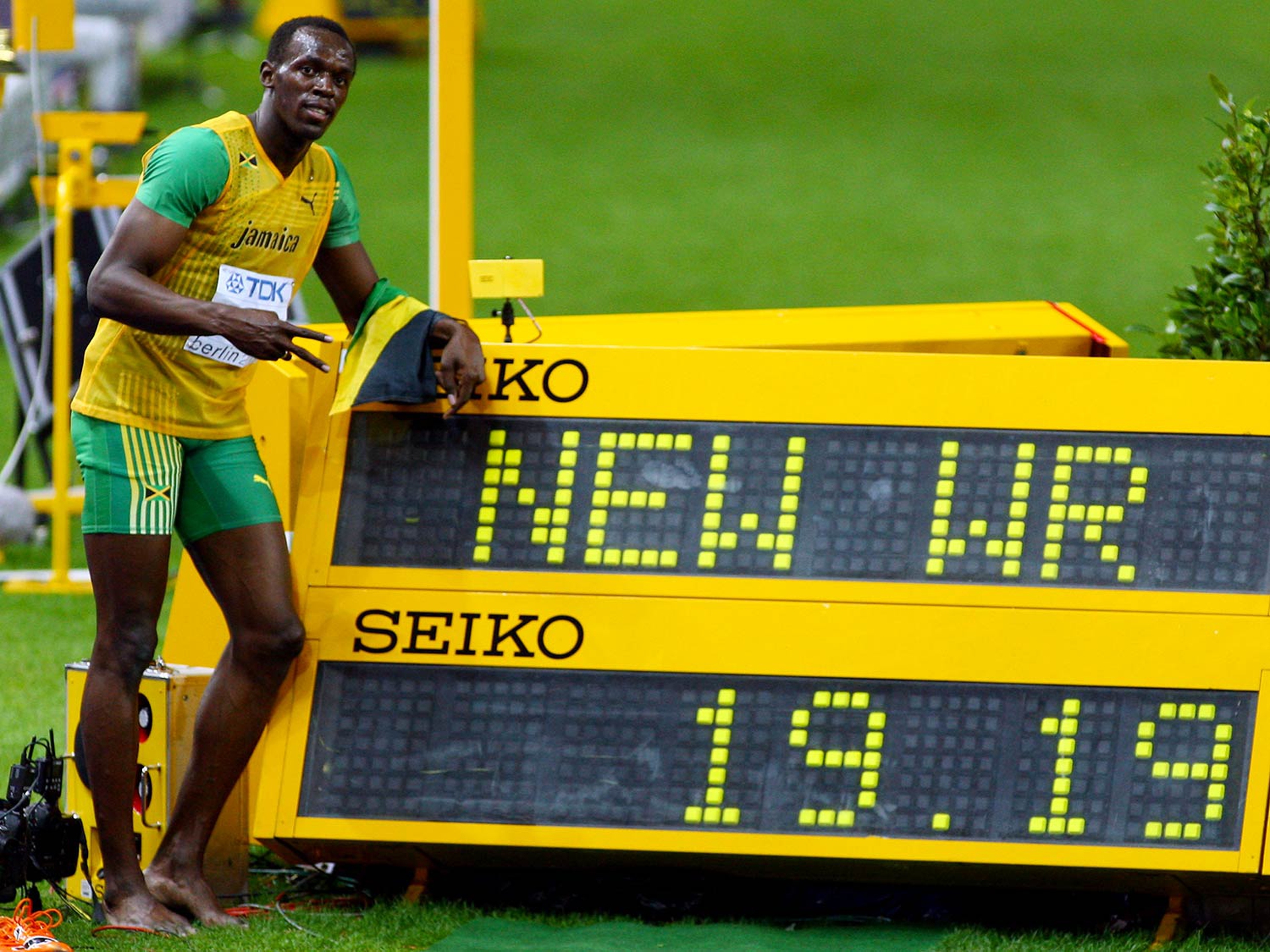 BOLT-89974276_master