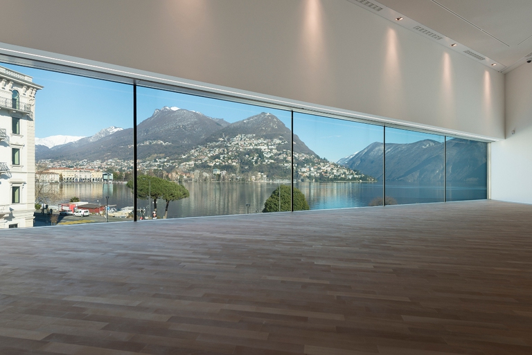 La vista sul lago di Lugano dal LAC