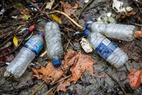 Sommersi dalla plastica, ecco gli effetti del blocco cinese