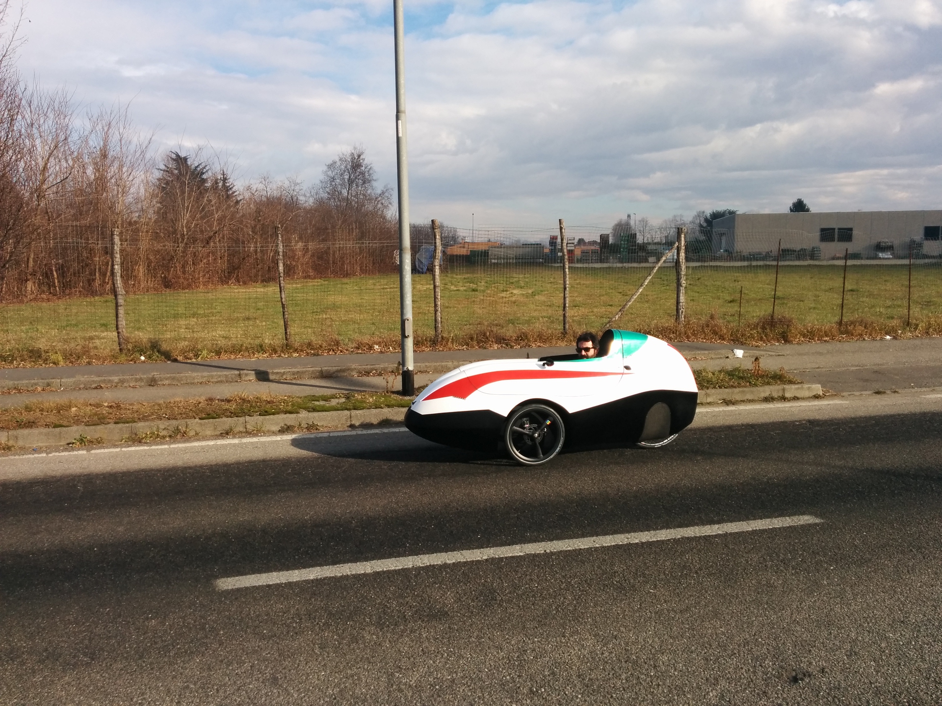 Arriva Zephyrus, l'auto a pedali made in Italy veloce come il vento