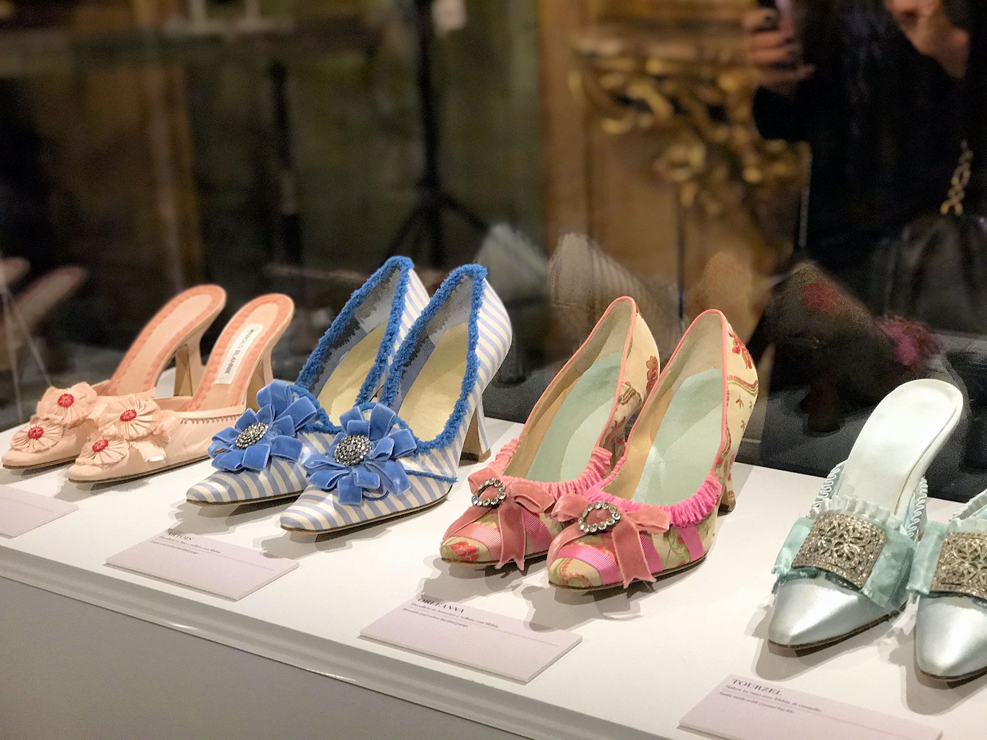 manolo-blahnik-24-scarpe
